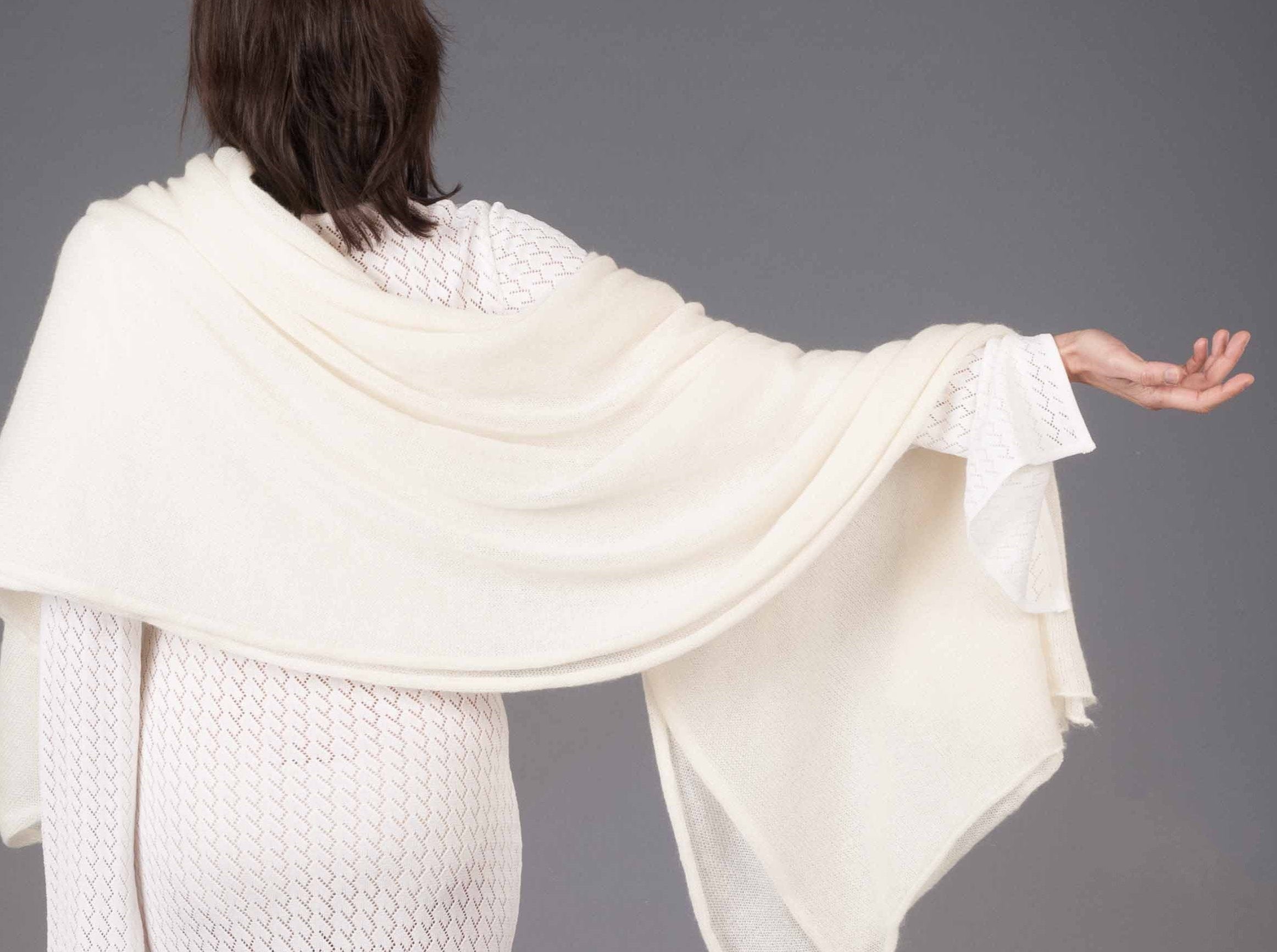 Abito sposa civile: eleganza contemporanea senza eccessi