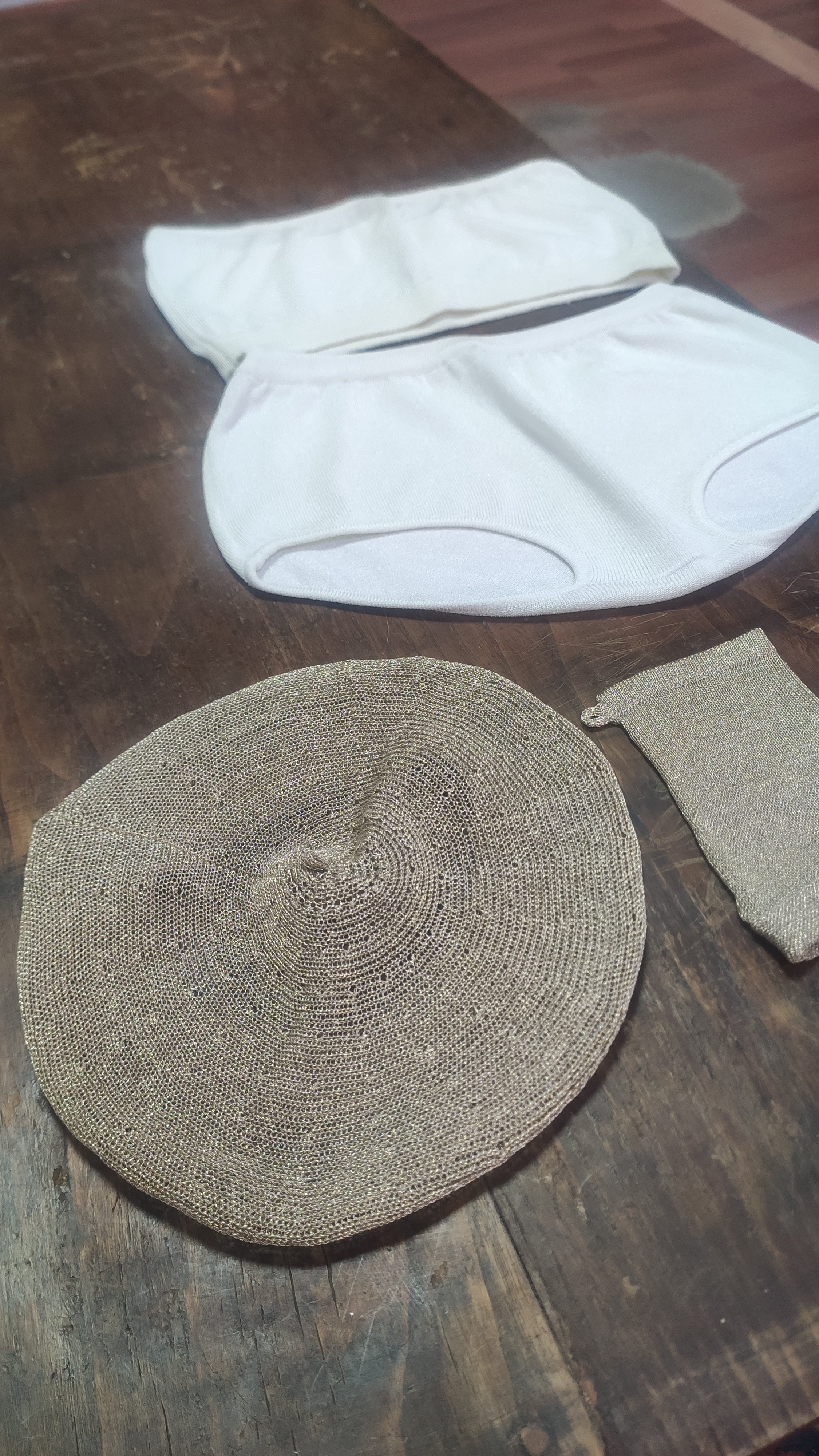 Basco piccolo Oro in filato di metallo GlamWeave - Mela Wedding