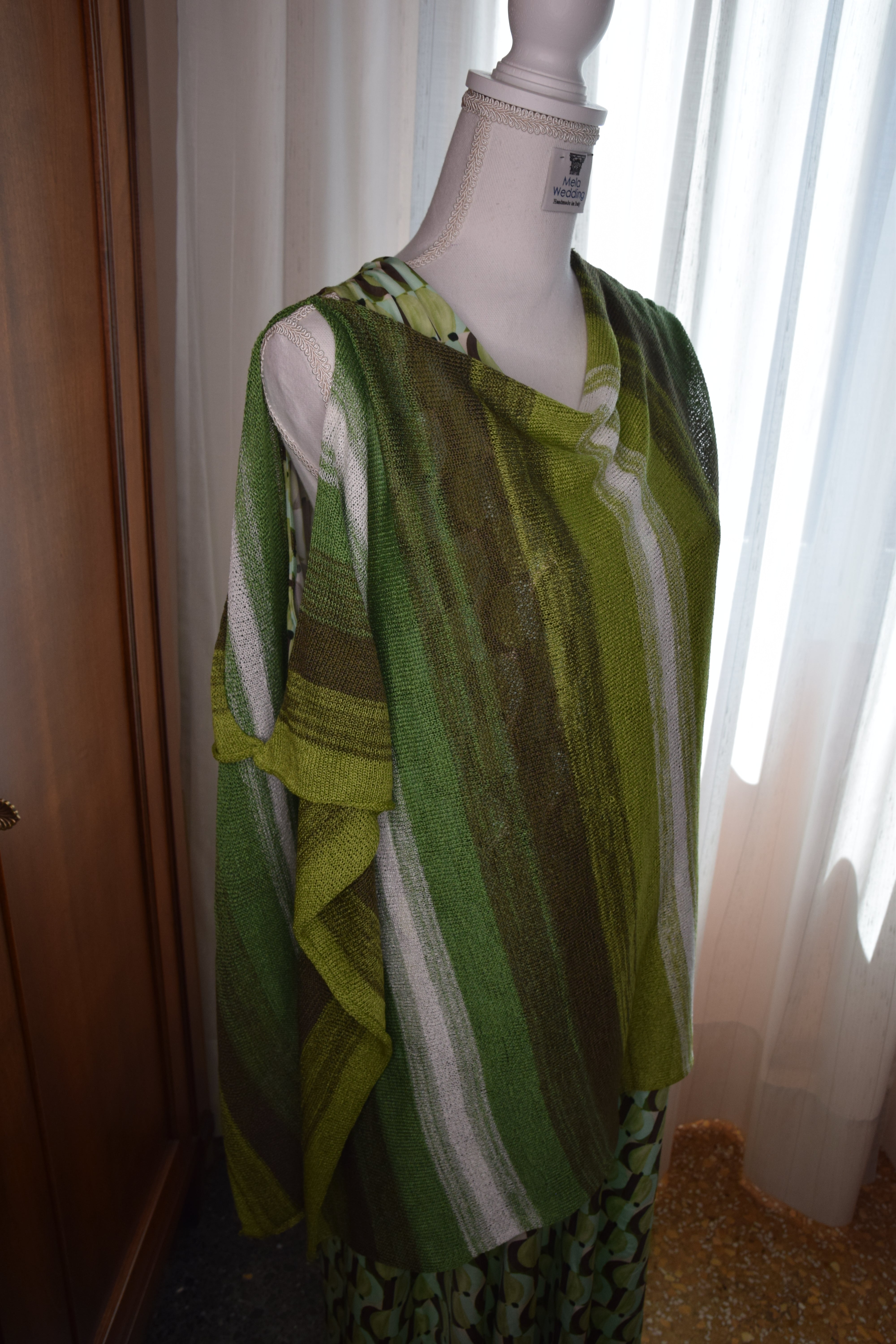 altro modo per indossare il coprispalle foulard mela wedding