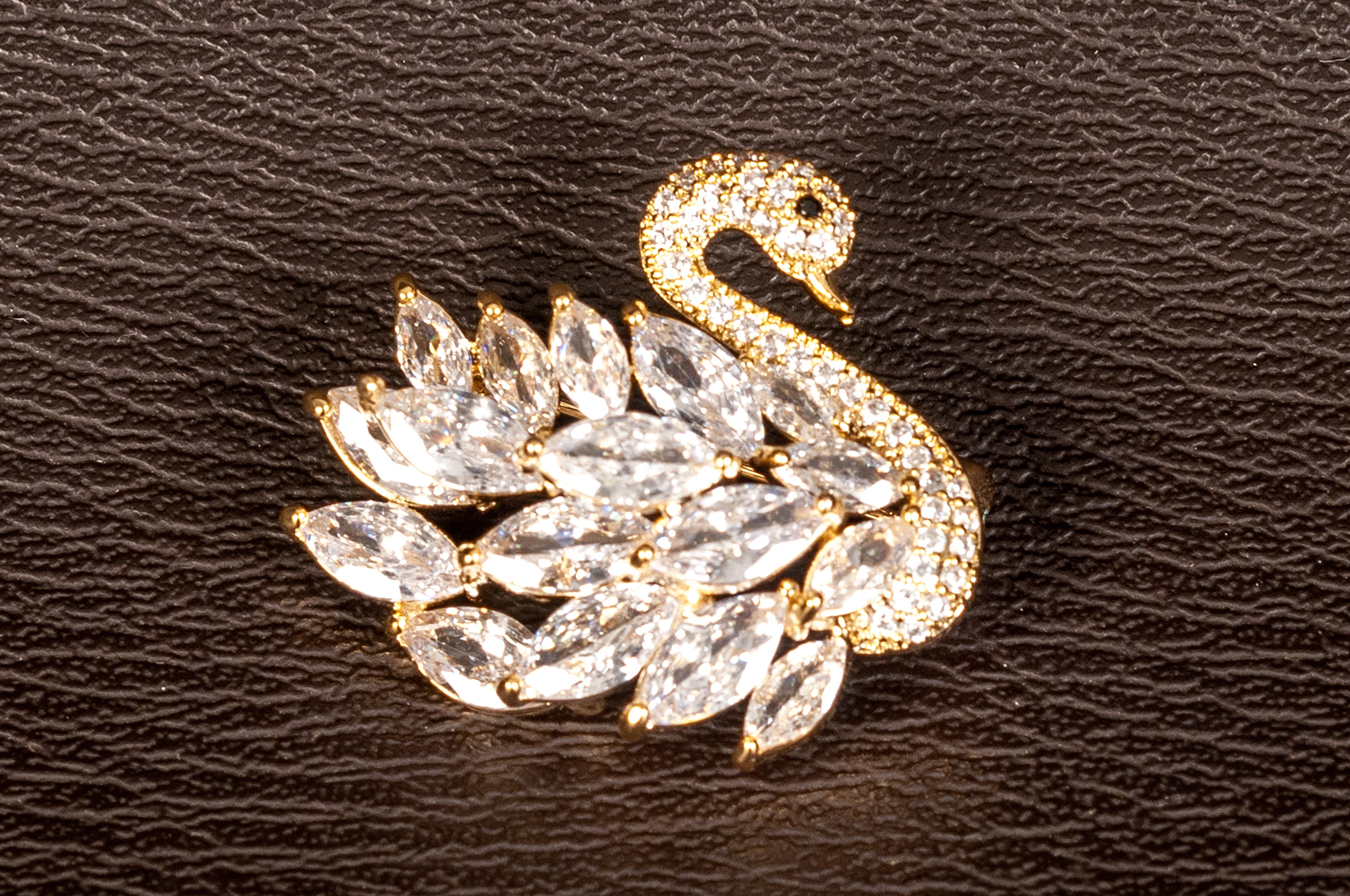Spilla Sposa a forma di Cigno - Mela Wedding