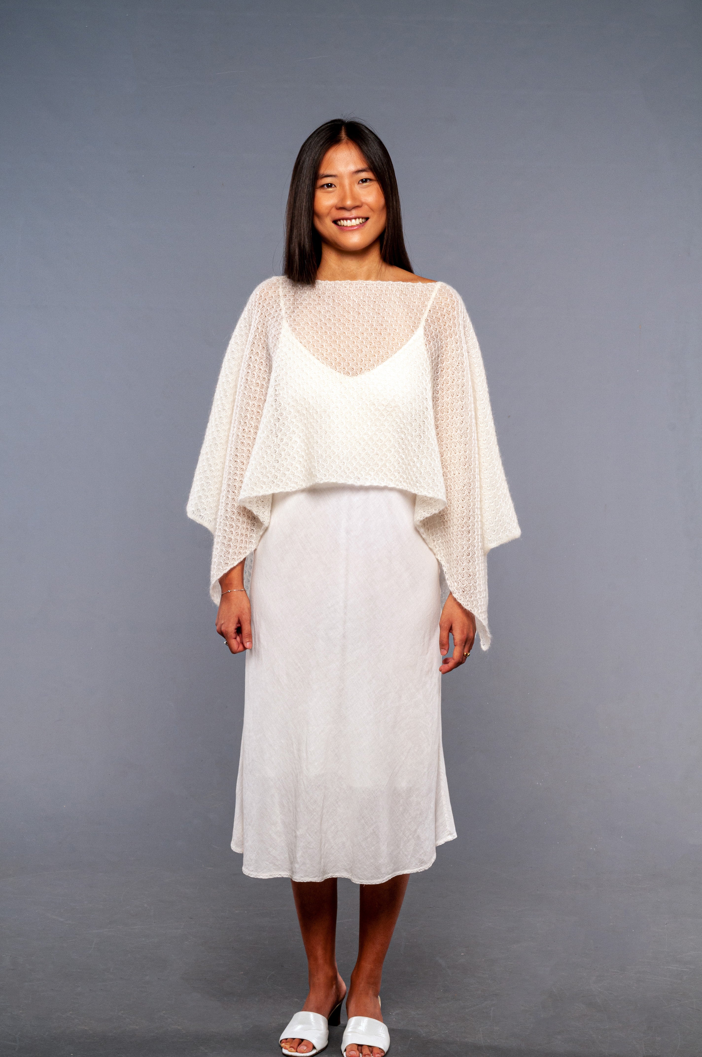 Coprispalle Janet con manicotti in mohair - Mela Wedding