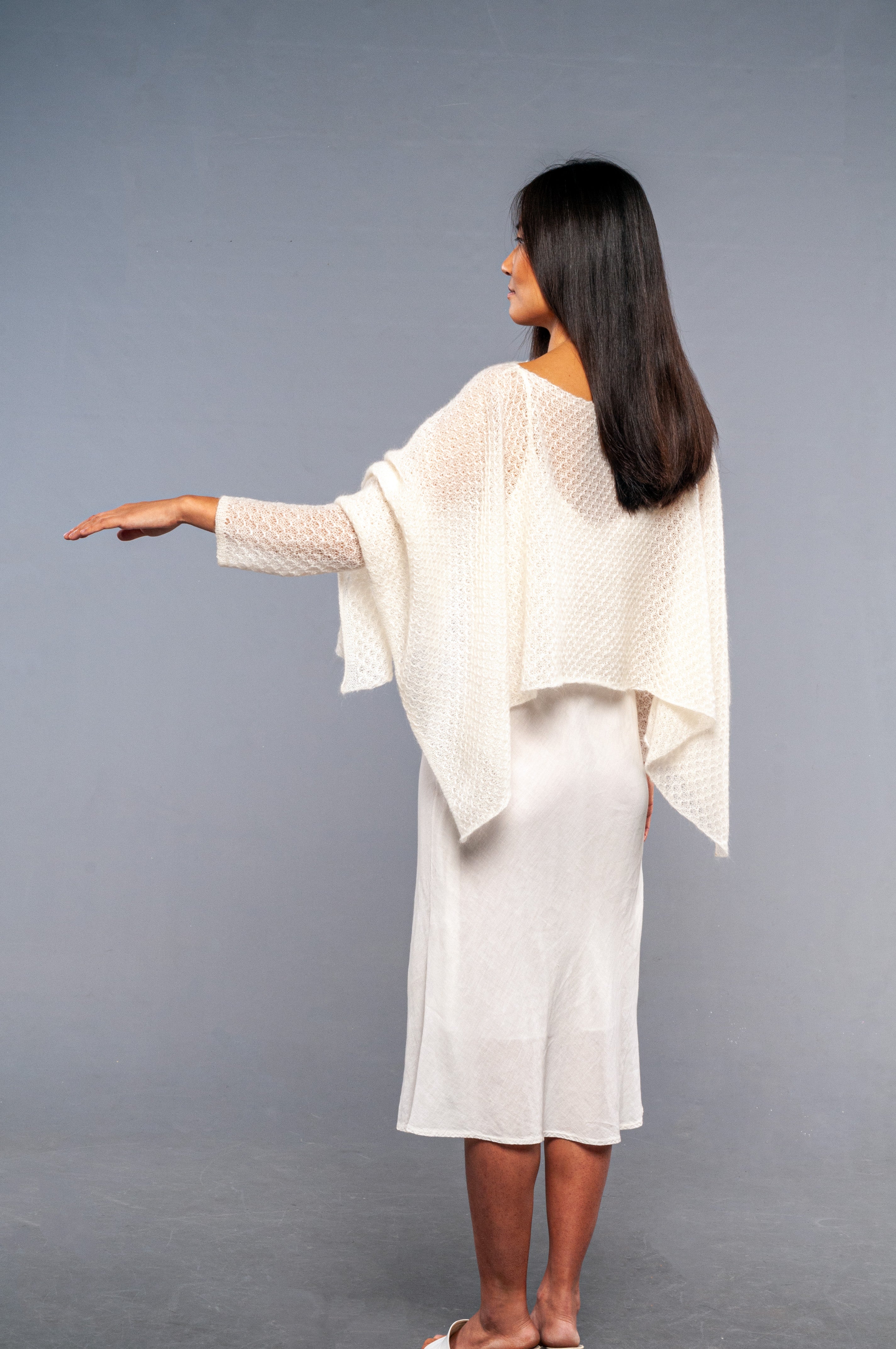 Coprispalle Janet con manicotti in mohair - Mela Wedding