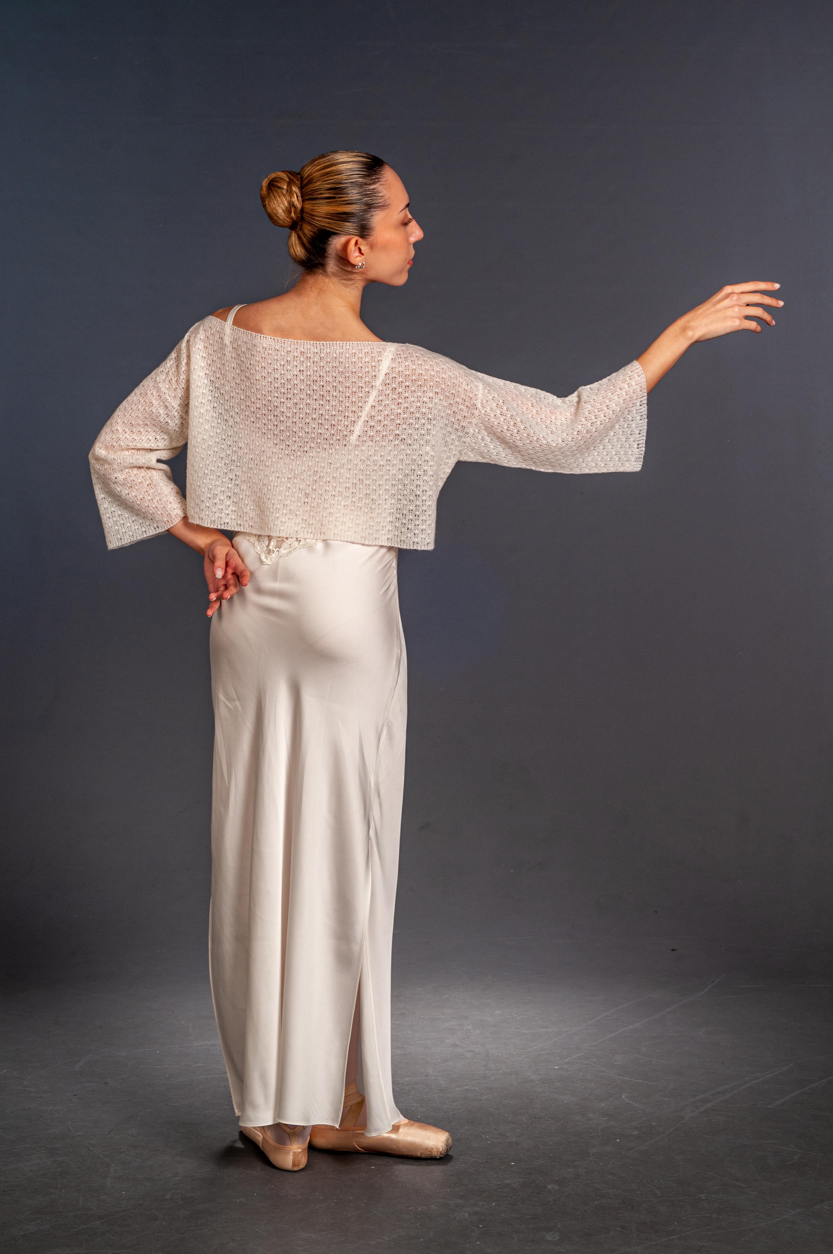 Top Cashmere e Seta punto Tuk Bianco Panna - Mela Wedding