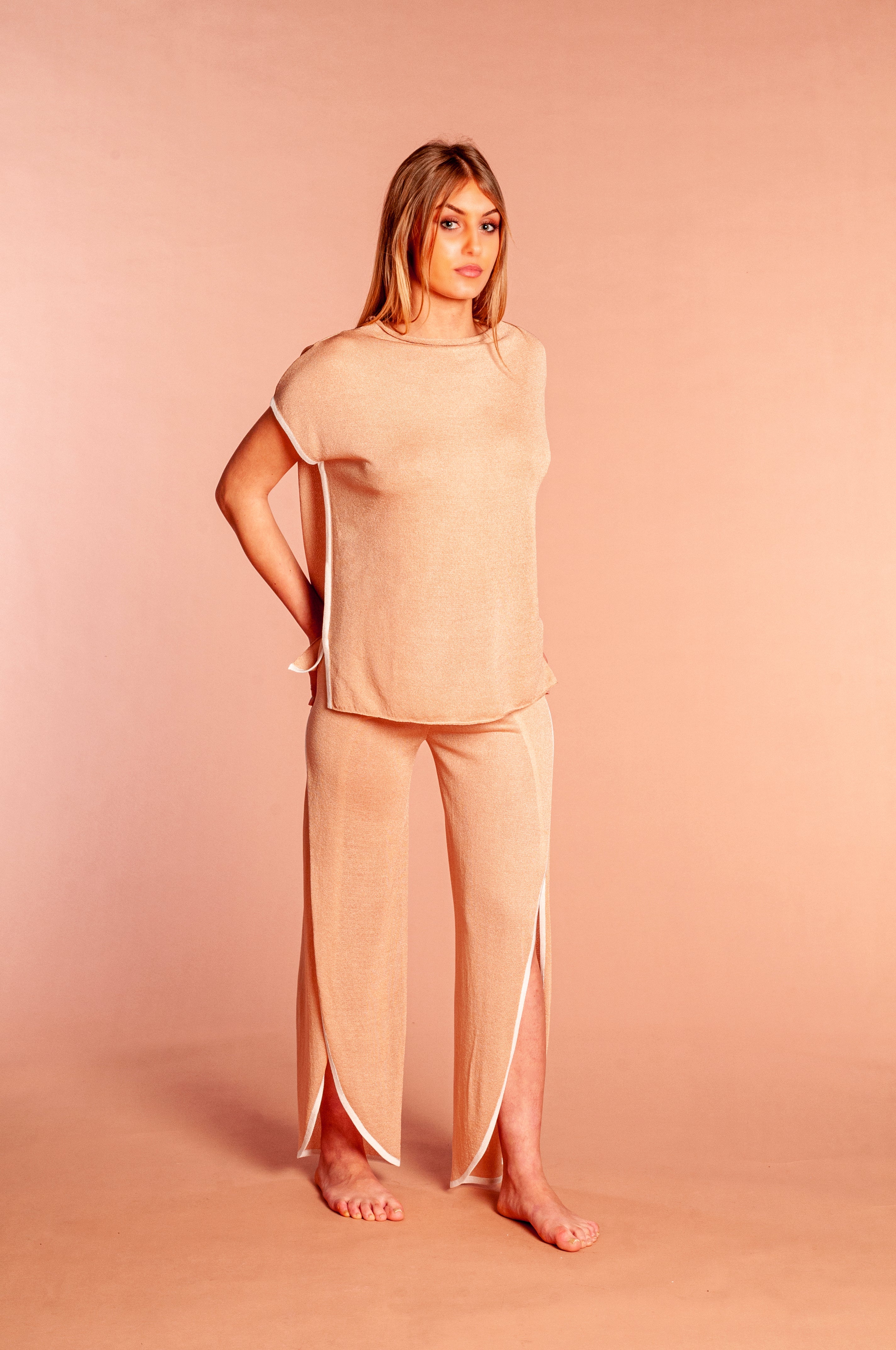 Pantaloni Tulip rosa cipria con bordi bianchi - Mela Wedding