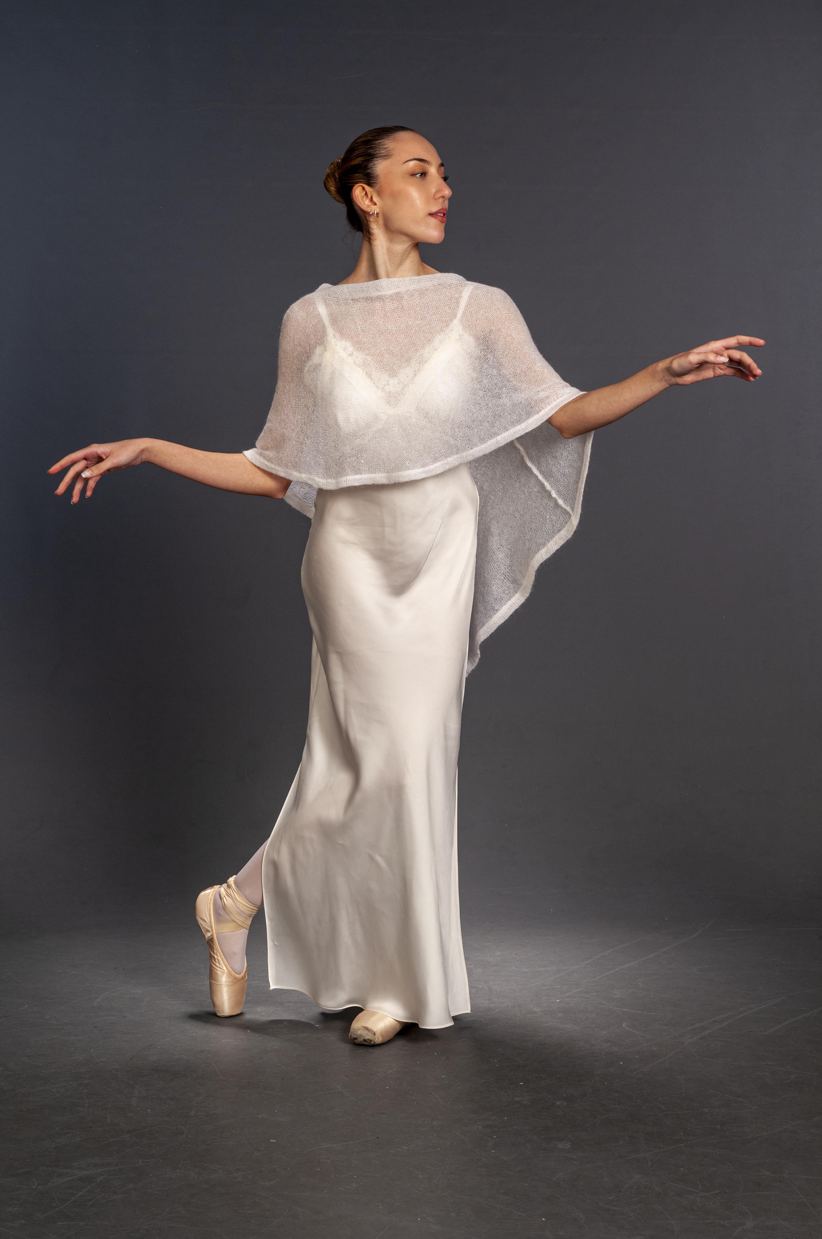 Poncho Sposa in Mohair e Seta Bianco Elegance - Mela Wedding