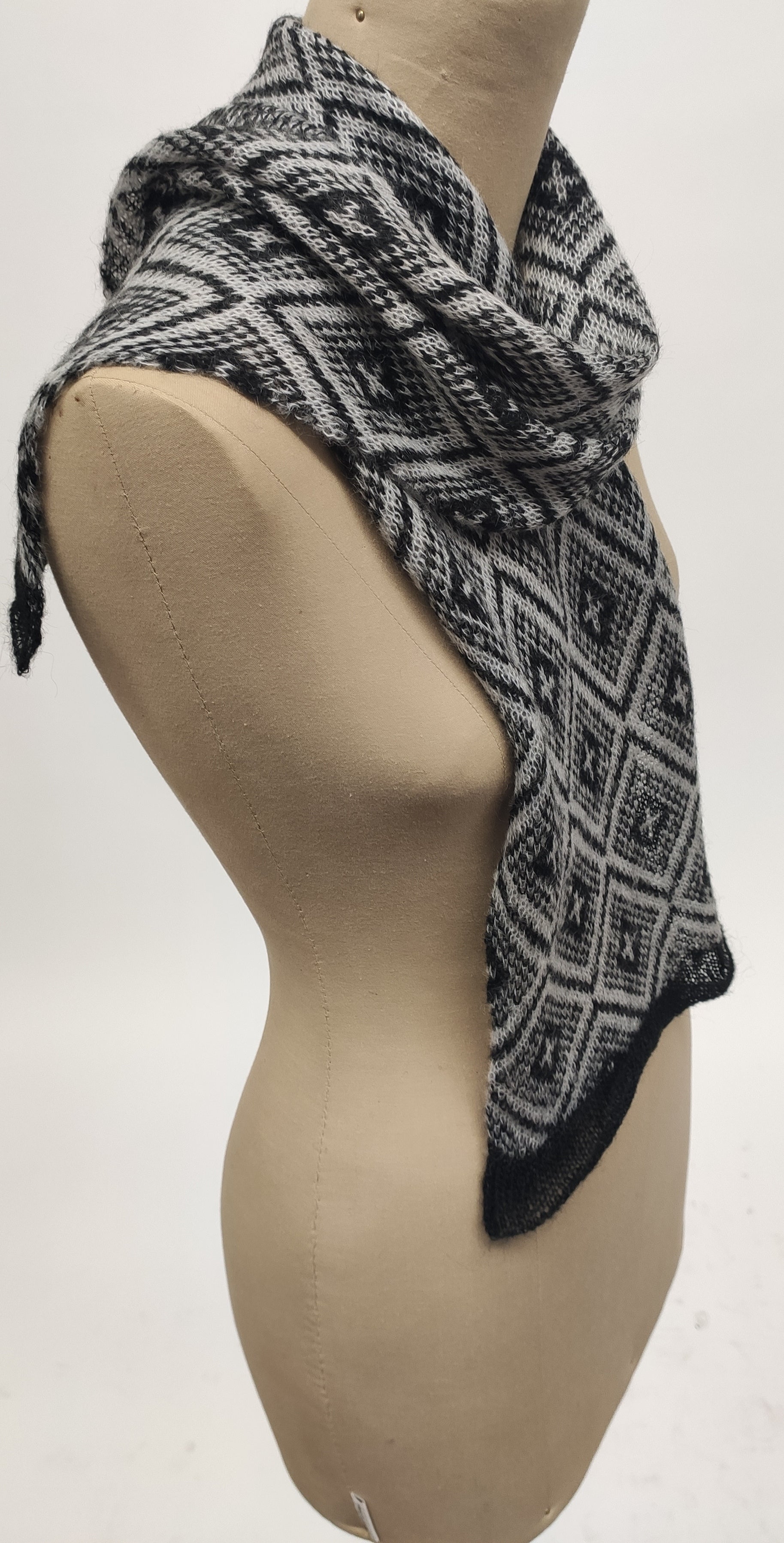 Sciarpa Mohair Jacquard Nero e Bianco Panna - Mela Wedding