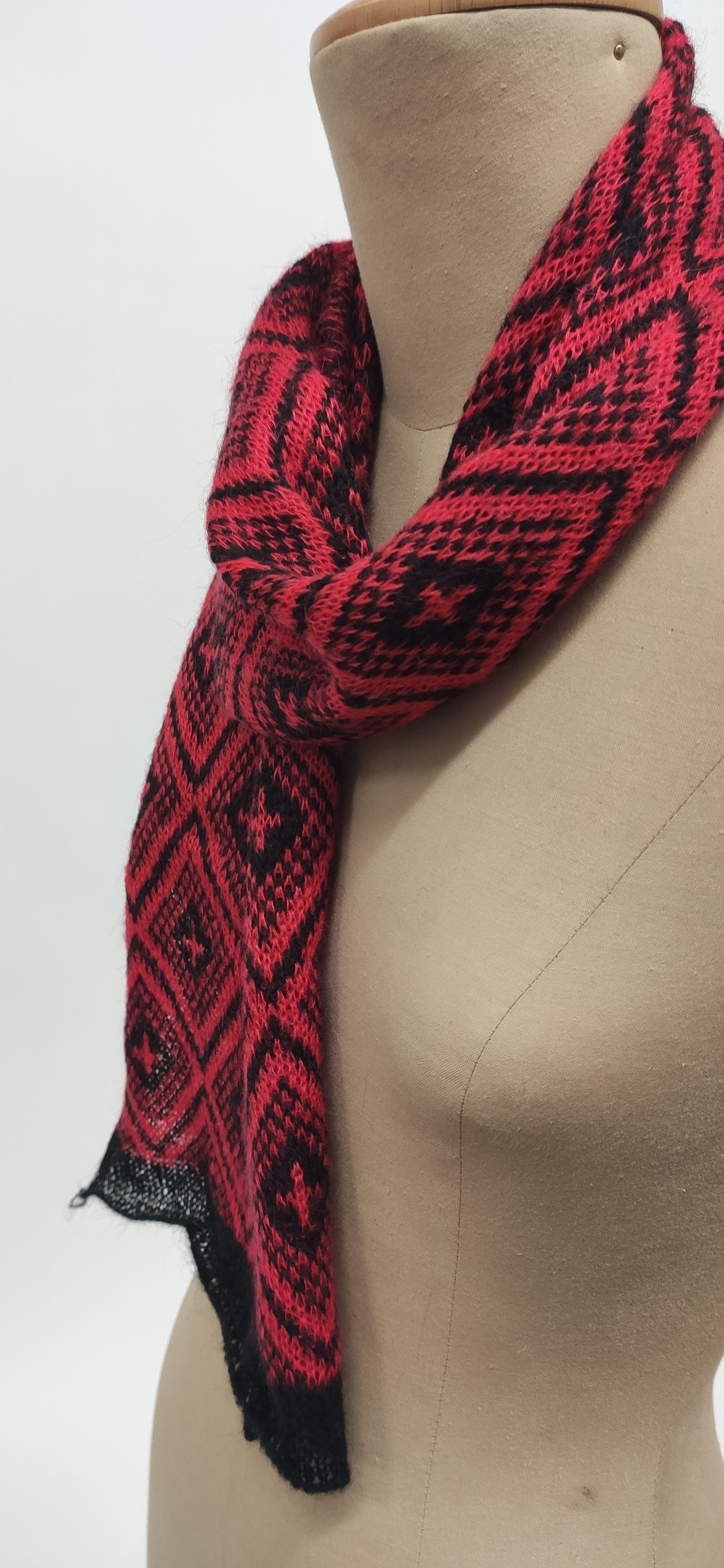 Sciarpa Mohair Jacquard Nero e Rosso Passion - Mela Wedding