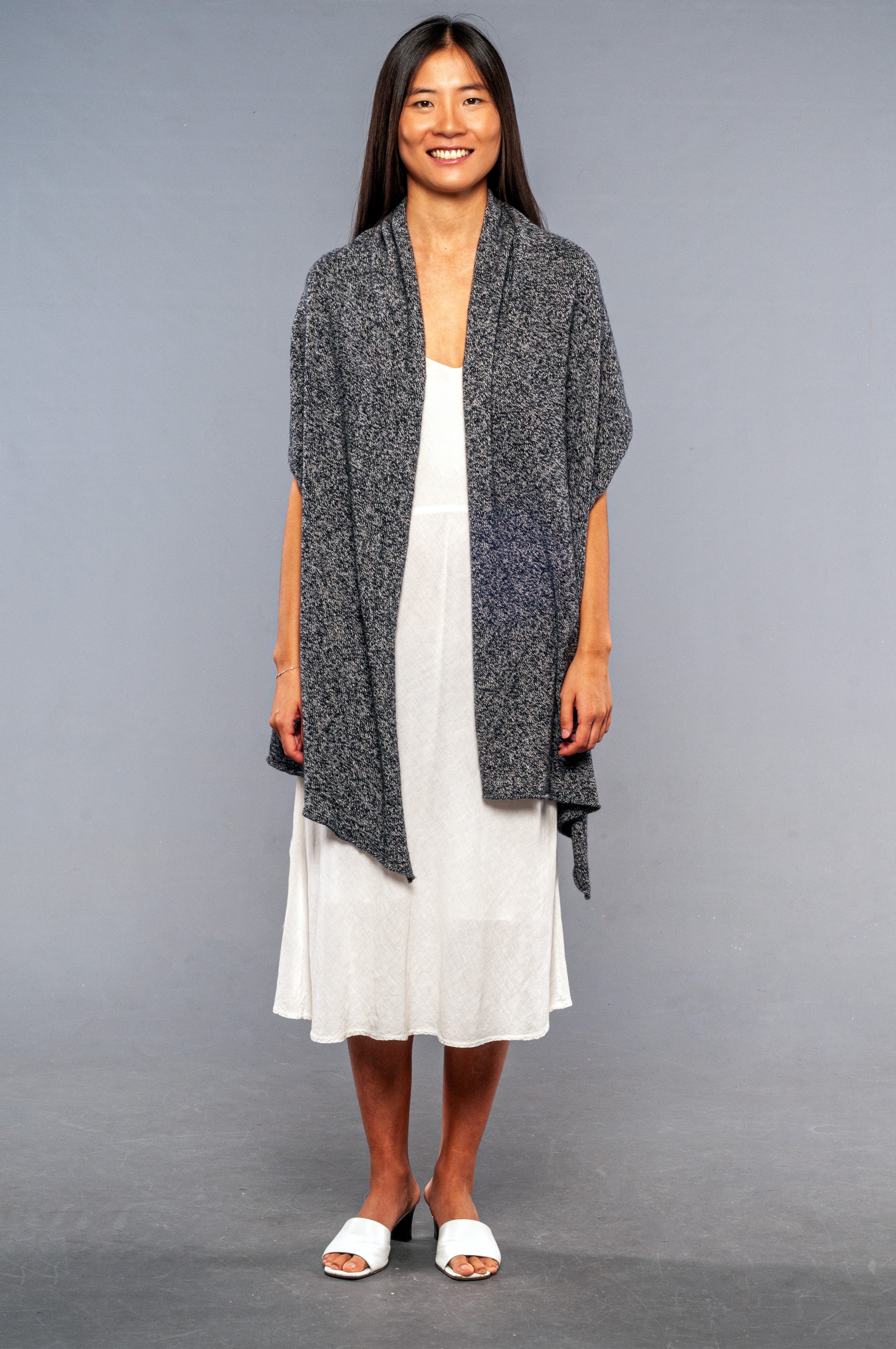 Stola Puro Cashmere nero e grigio puntinato - Mela Wedding
