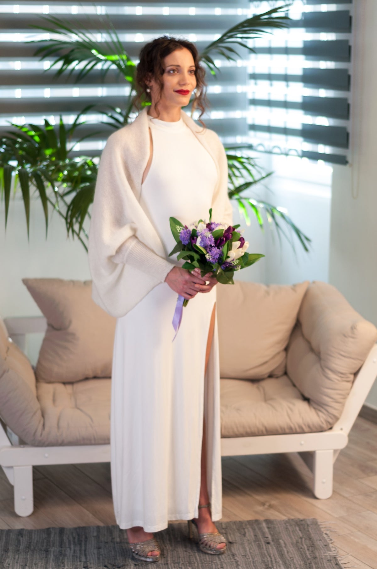 vista frontale del bolero Cardigan Sposa Mohair e Seta - Mela Wedding