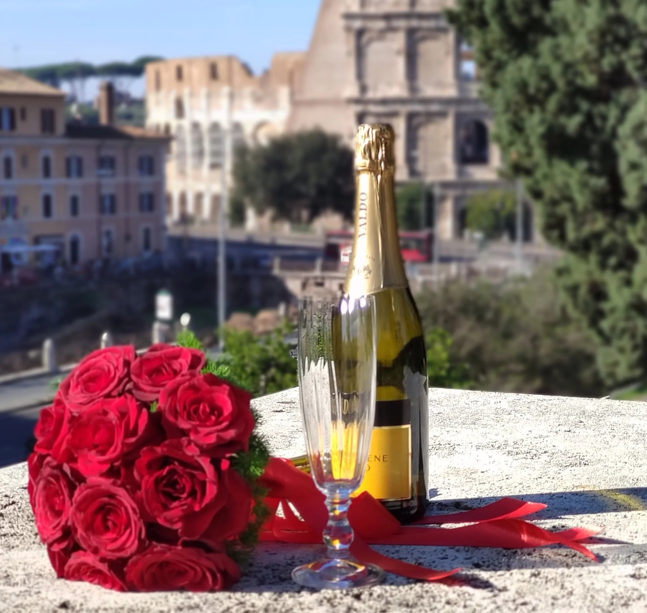 Vedi tutti i nostri modelli sul Negozio on line - Mela Wedding