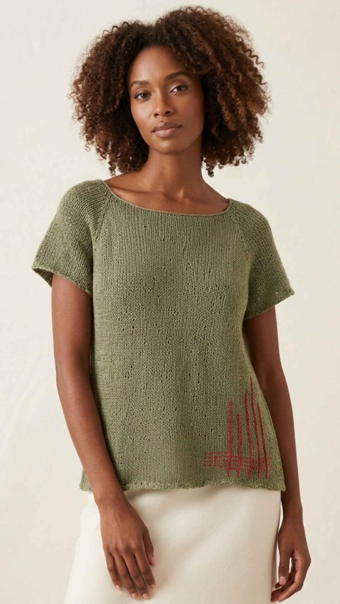 Maglia in lino donna verde oliva fatta a mano in Italia.