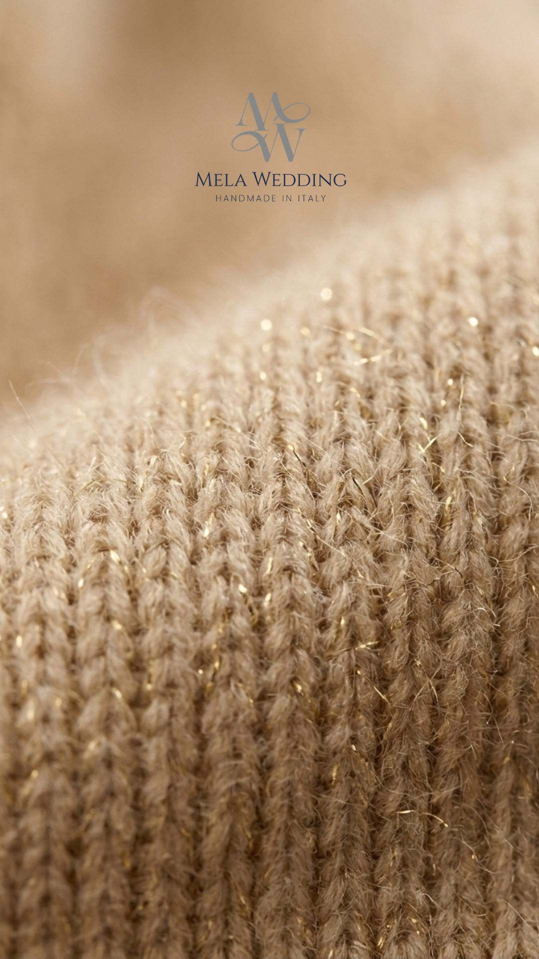 dettaglio maglia cashmere lurex oro artigianale