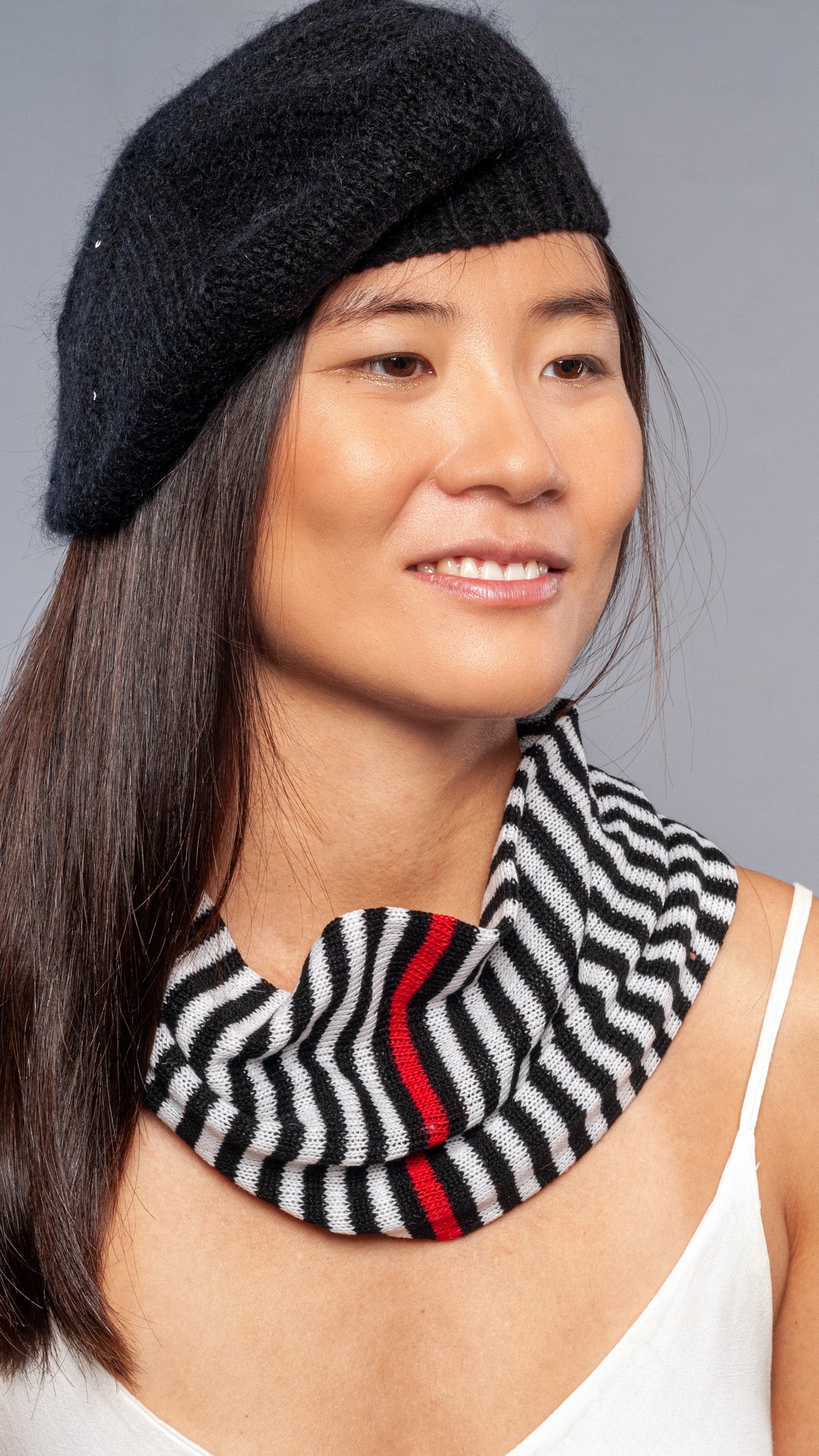 Basco piccolo in Puro Cashmere Mohair e micro Paillettes Cappello - Mela Wedding