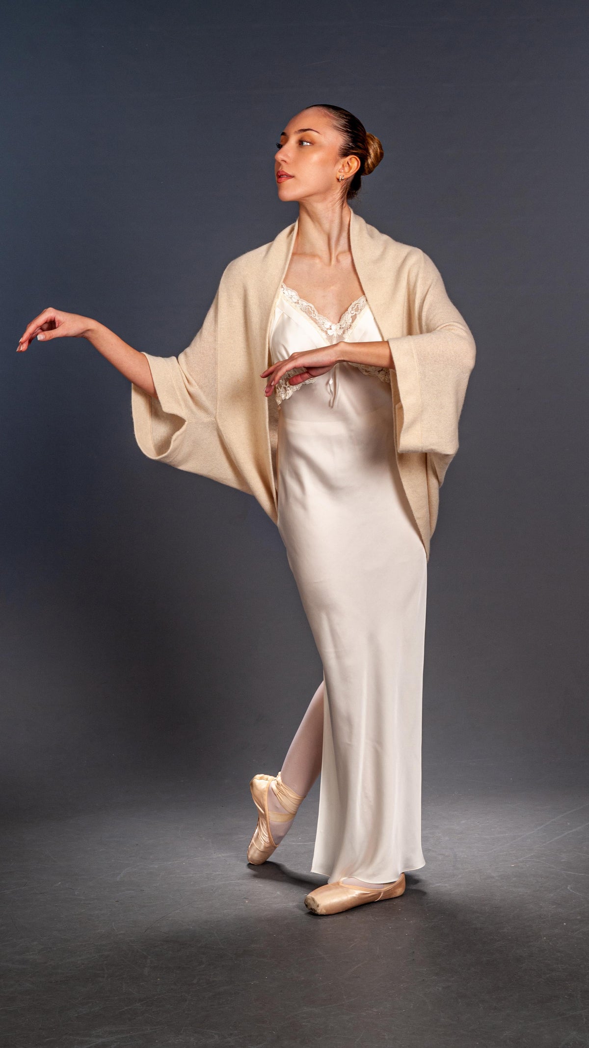 Giacca a Uovo Cashmere Bianco - Mela Wedding