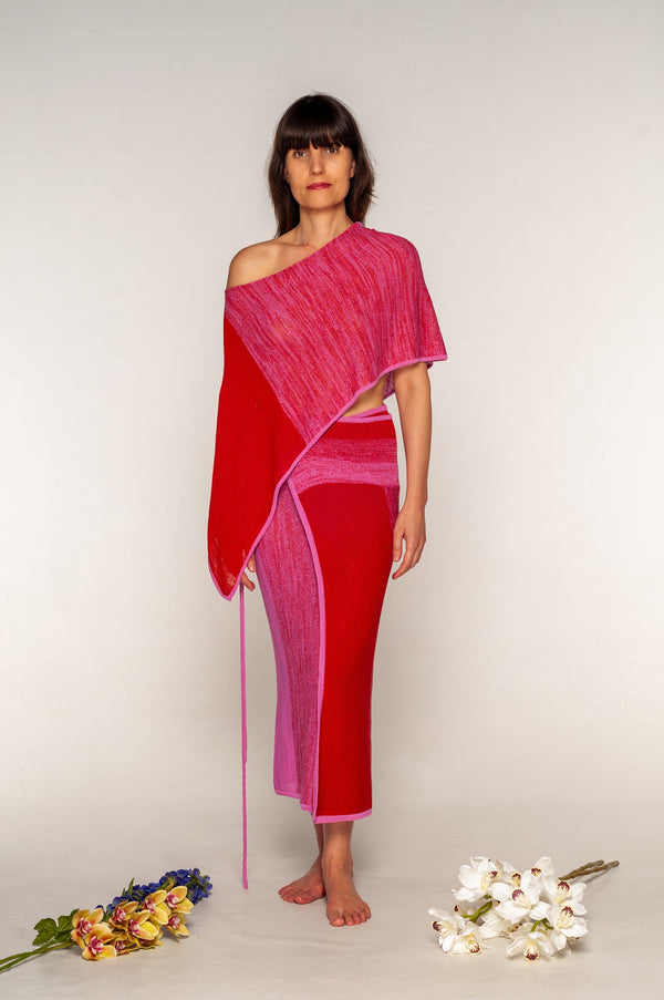 Pink and red total look poncho with matching pareo skirt