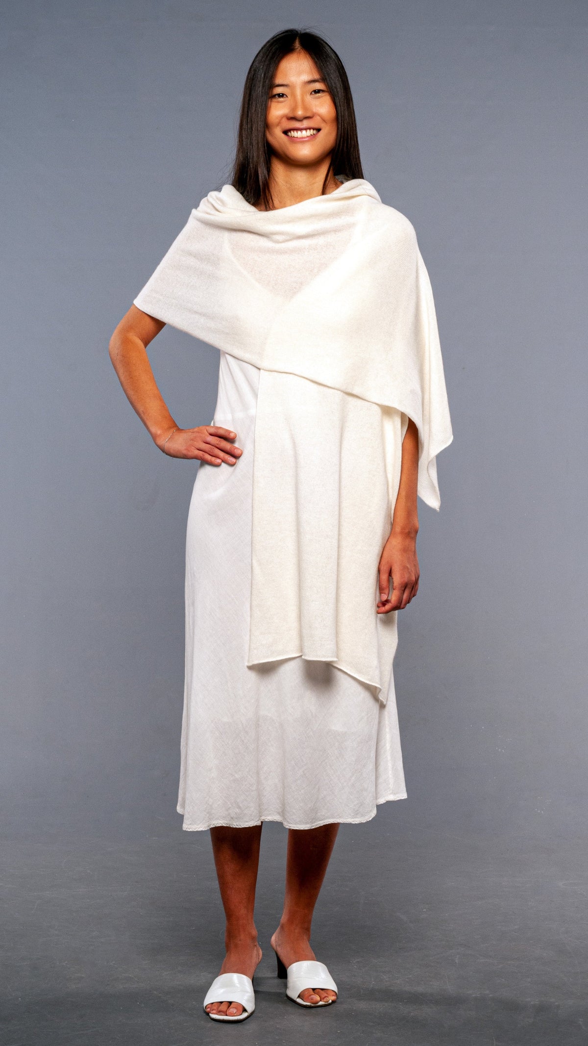 Stola Cashmere Bianco caldo o in bianco freddo - Mela Wedding