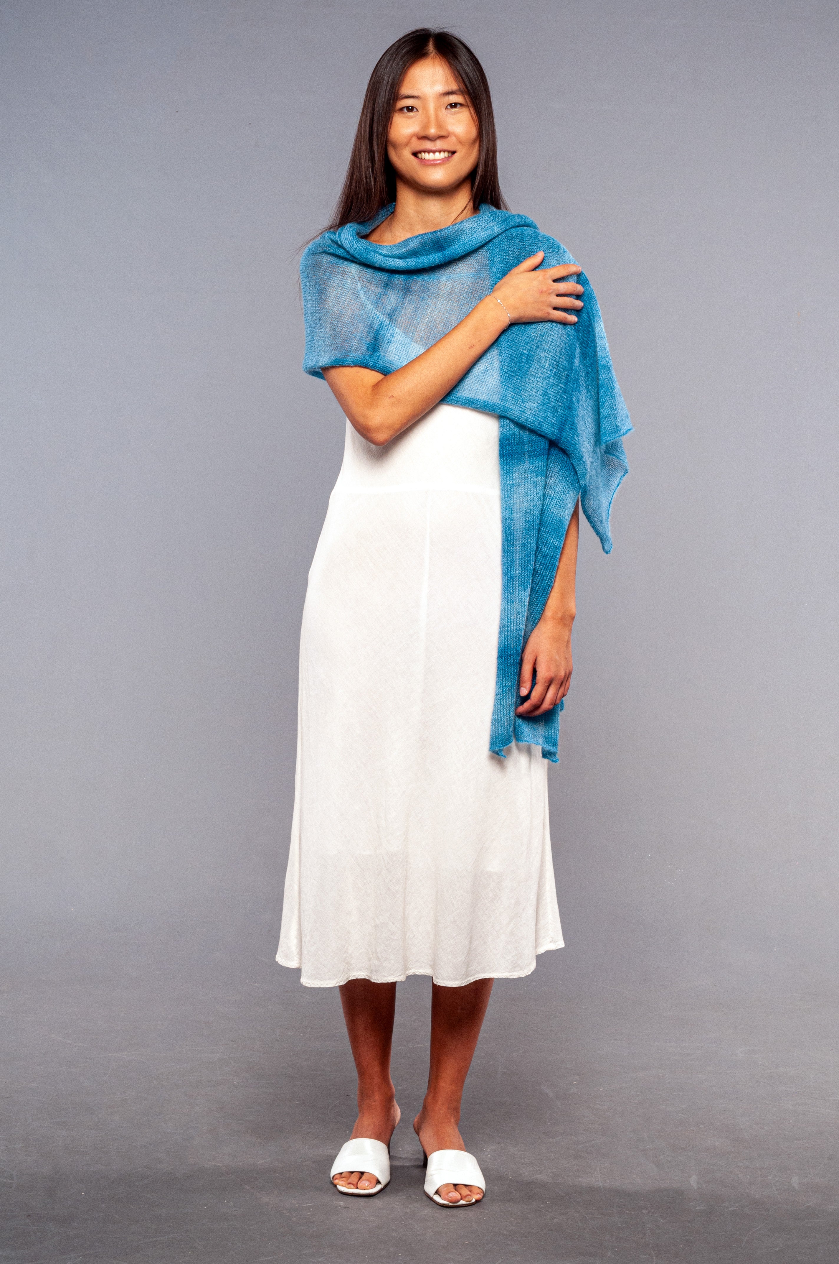 stola da cerimonia blu sfumato in caldissimo mohair 
